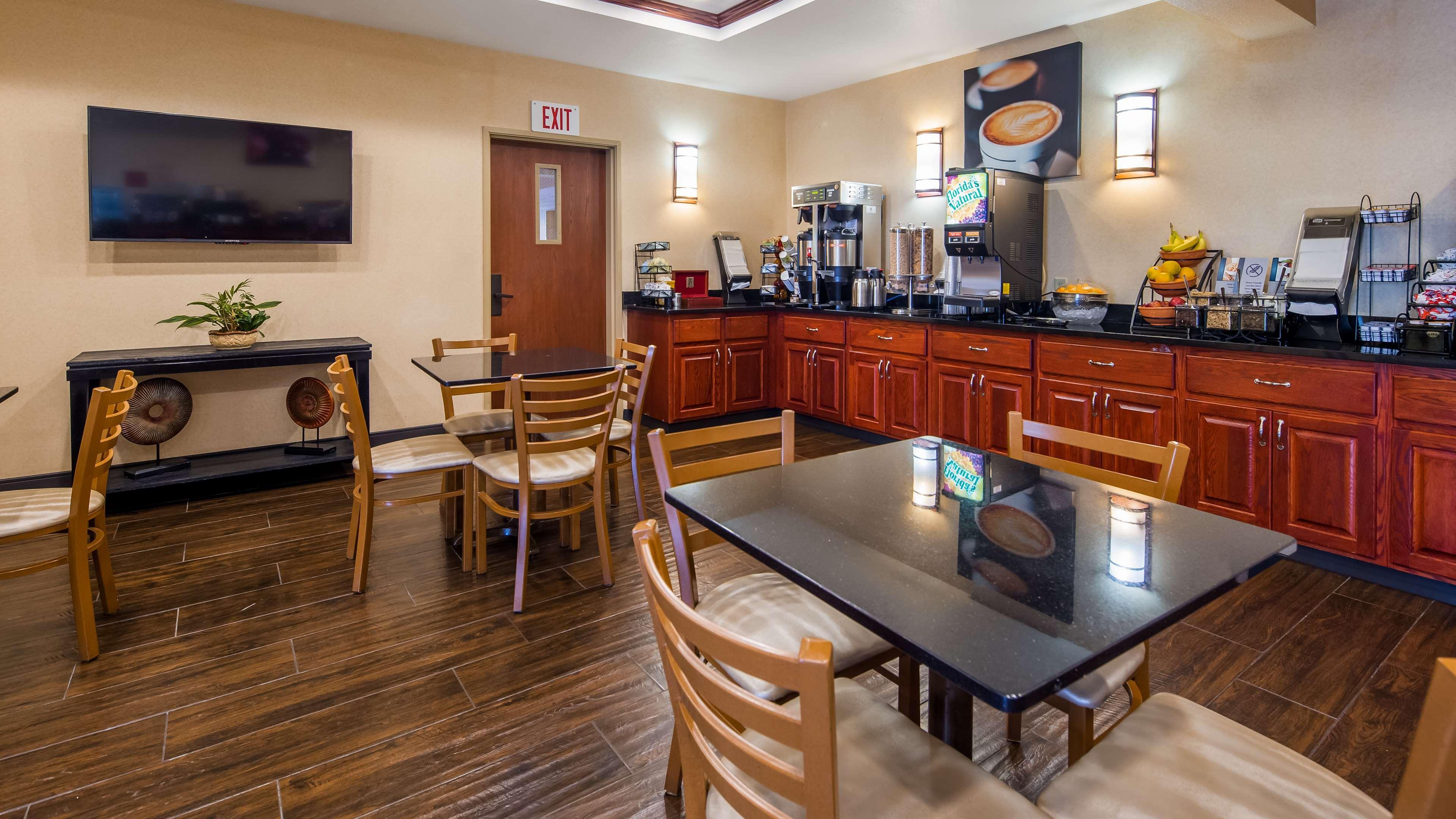 Best Western Providence-Seekonk Inn Buitenkant foto